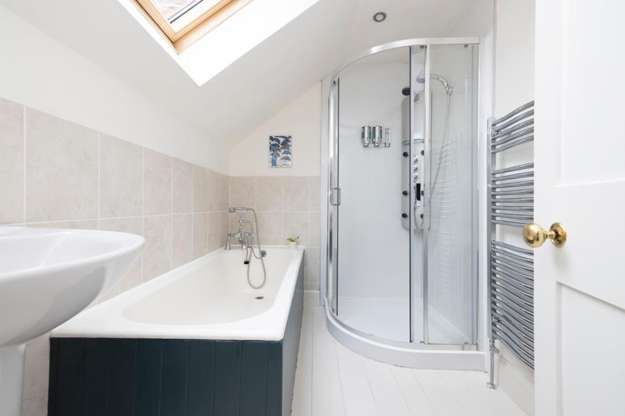 2 Bed Haywood Cottage With Garden Stenton Extérieur photo
